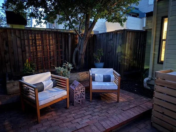 $1,448,888 | 421 Sierra Vista Avenue, Unit 7, Mountain View, CA 94043