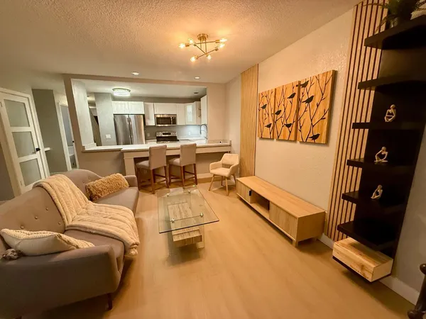 $1,448,888 | 421 Sierra Vista Avenue, Unit 7, Mountain View, CA 94043