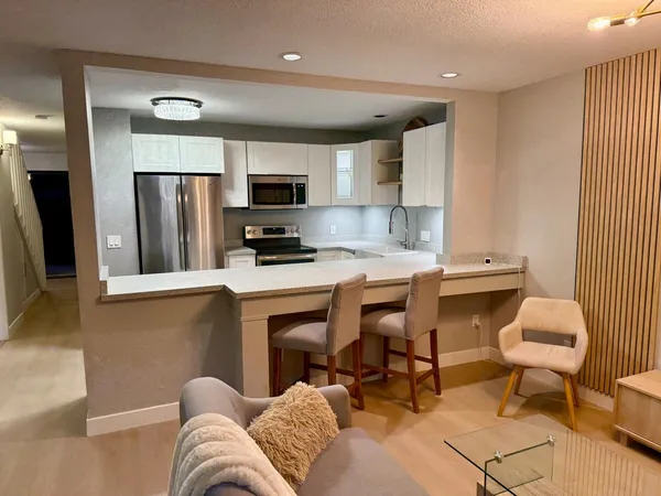 $1,448,888 | 421 Sierra Vista Avenue, Unit 7, Mountain View, CA 94043