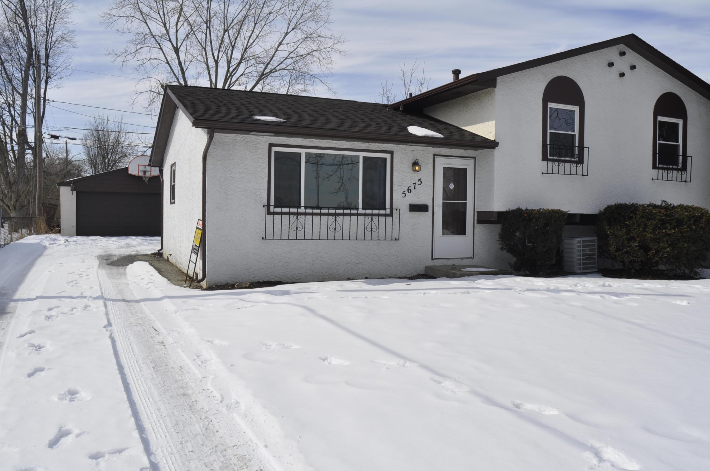 5675 Karl Road Columbus, OH 43229 - Photo 6 of 19 Gallery Image 6