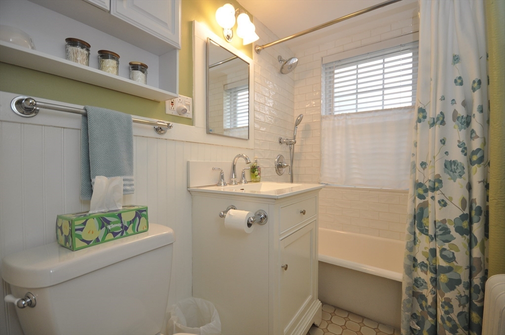 298 Main Street, Unit 12 Wakefield, MA 01880 - Photo 22 of 25