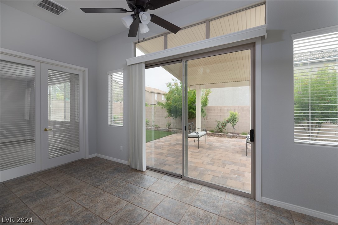 222 Valerian Street Henderson, NV 89015 - Photo 11 of 27 Nevada Room