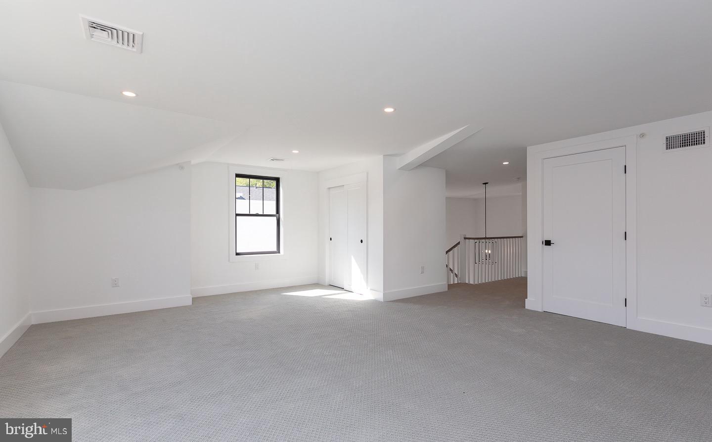 982 Henry Avenue Wayne, PA 19087 - Photo 30 of 44