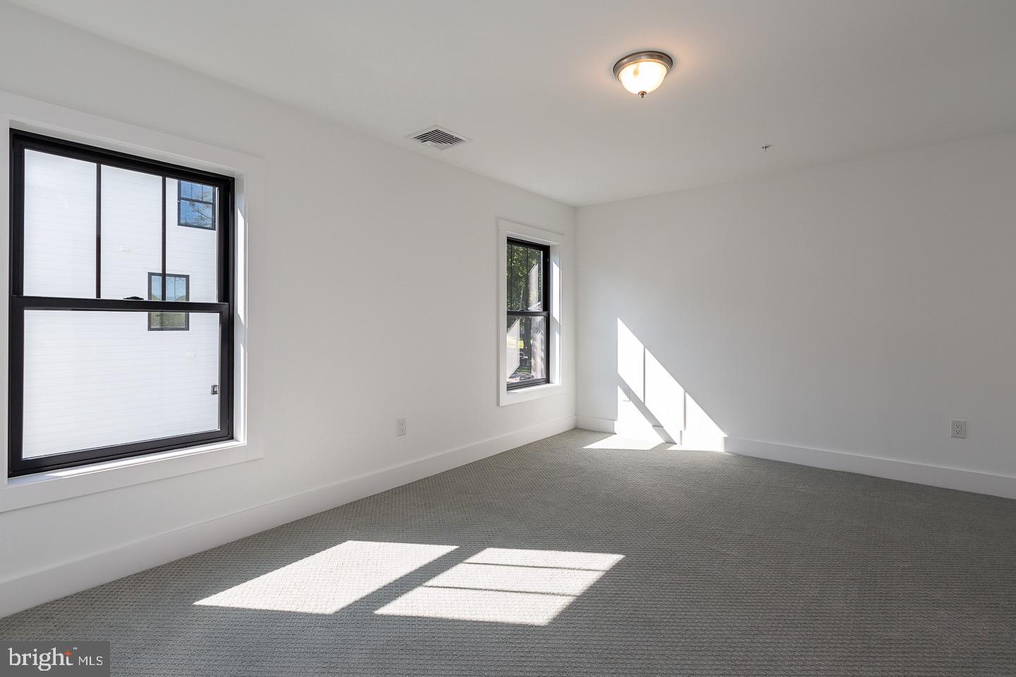 982 Henry Avenue Wayne, PA 19087 - Photo 33 of 44