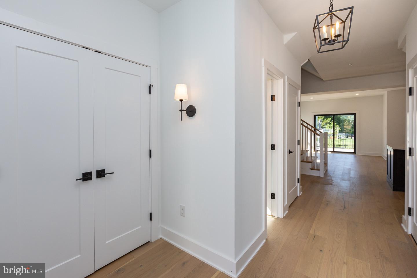 982 Henry Avenue Wayne, PA 19087 - Photo 7 of 44