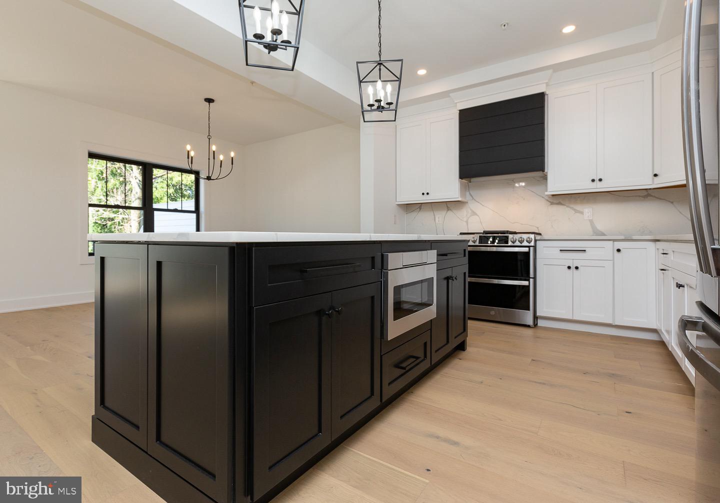 982 Henry Avenue Wayne, PA 19087 - Photo 9 of 44