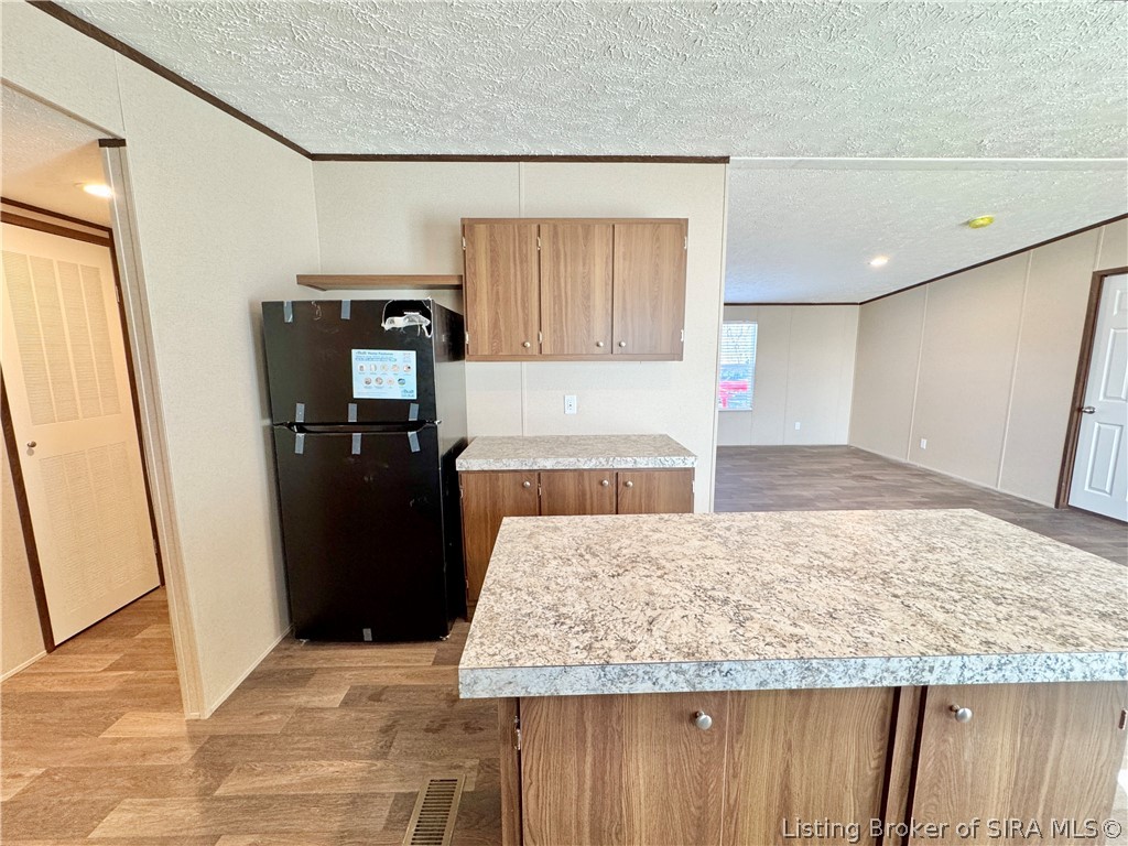 1211 West York Road Austin, IN 47102 - Photo 9 of 22 Kitchen