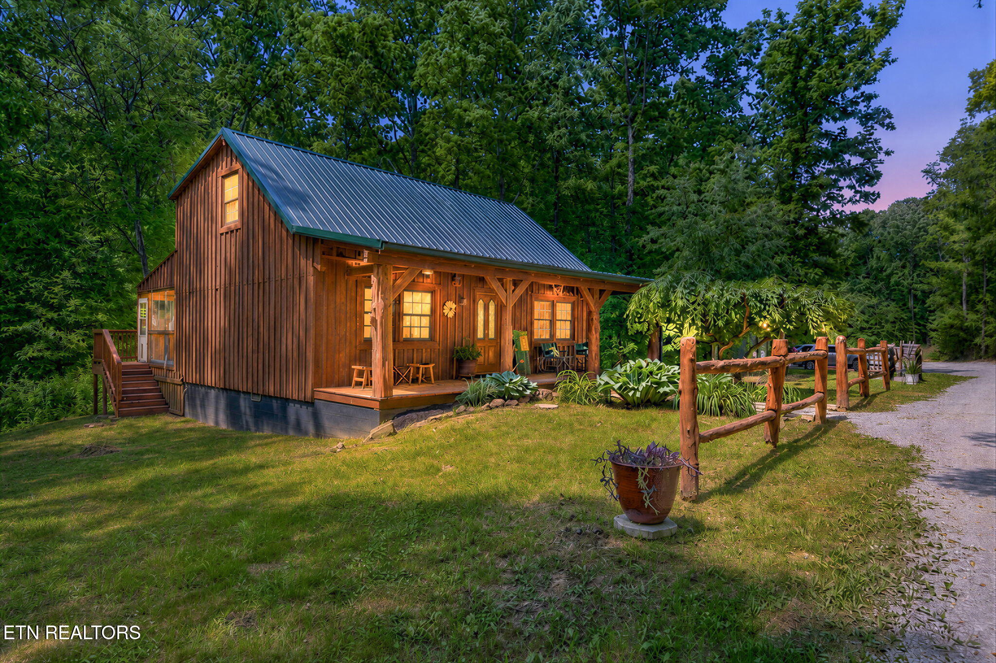 4912 Honey Creek Loop Road Allardt, TN 38504 - Photo 1 of 49 49-web-or-mls-4912 Honey Creek vs_001_TN