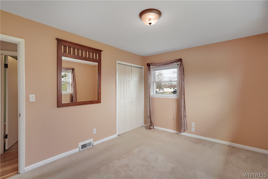 4710 Meyer Road Pendleton, NY 14120 - Photo 14 of 49