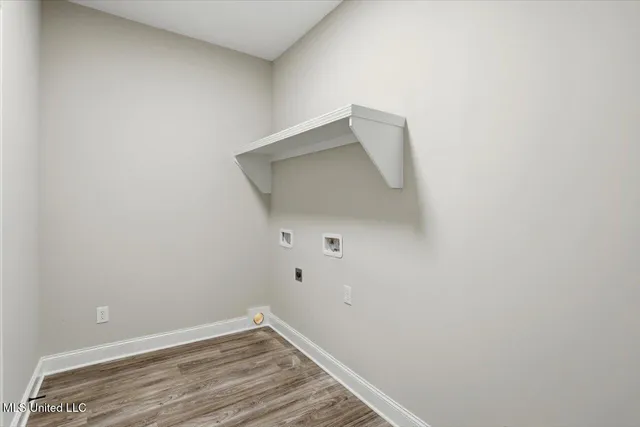 $314,999 | 444 Baleigh Way, Canton, MS 39046