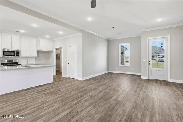 $314,999 | 444 Baleigh Way, Canton, MS 39046