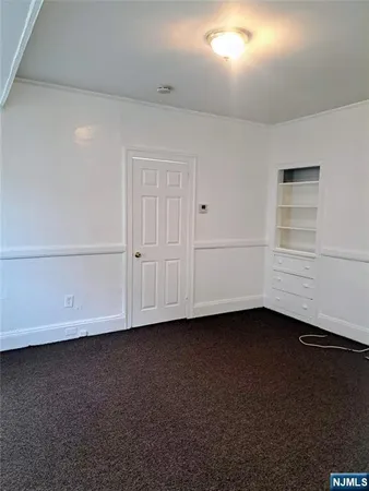 $1,910 | 193-195 High Street, Unit 1, Hackensack, NJ 07601