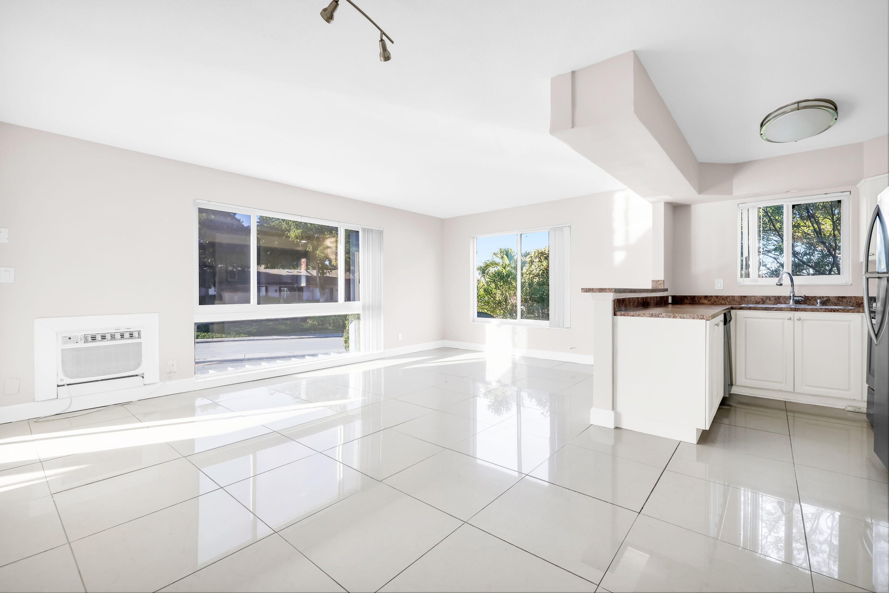 431 West Camino Real Boca Raton, FL 33432 - Photo 48 of 60 431 W camino Real - 9