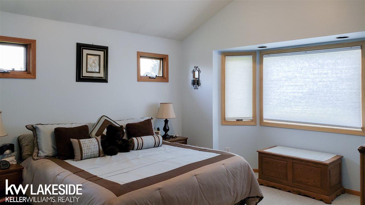 62335 Ray Center Road Ray, MI 48096 - Photo 22 of 38 50010143-21.JPG
