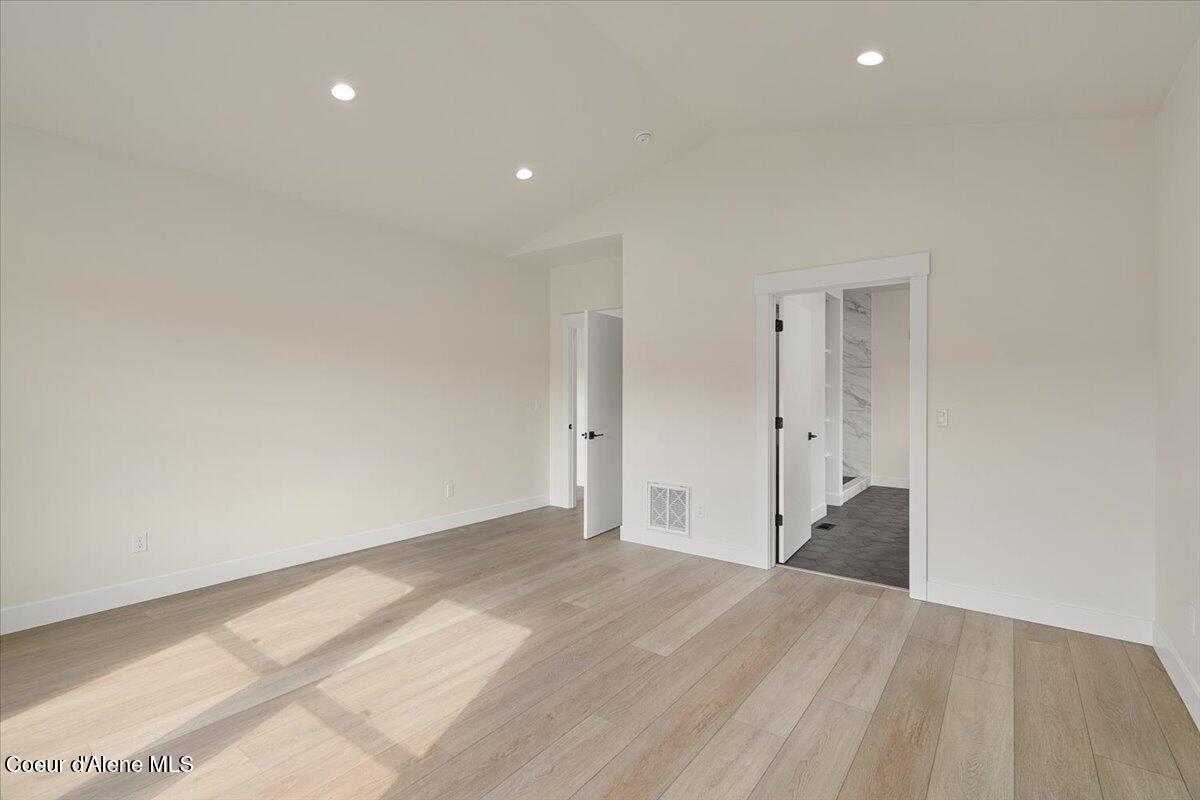 9262 Secretariat Lane Hayden, ID 83835 - Photo 23 of 47 Primary bedroom