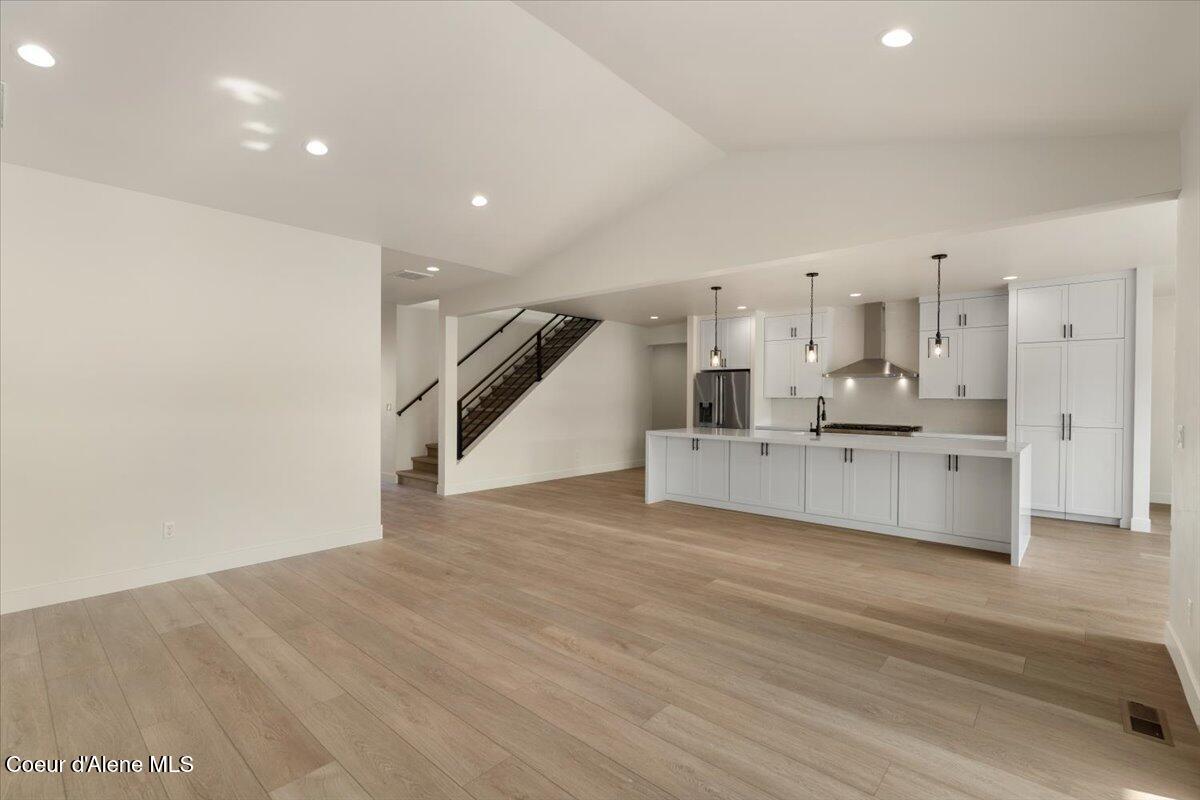 9262 Secretariat Lane Hayden, ID 83835 - Photo 8 of 47 Living Room