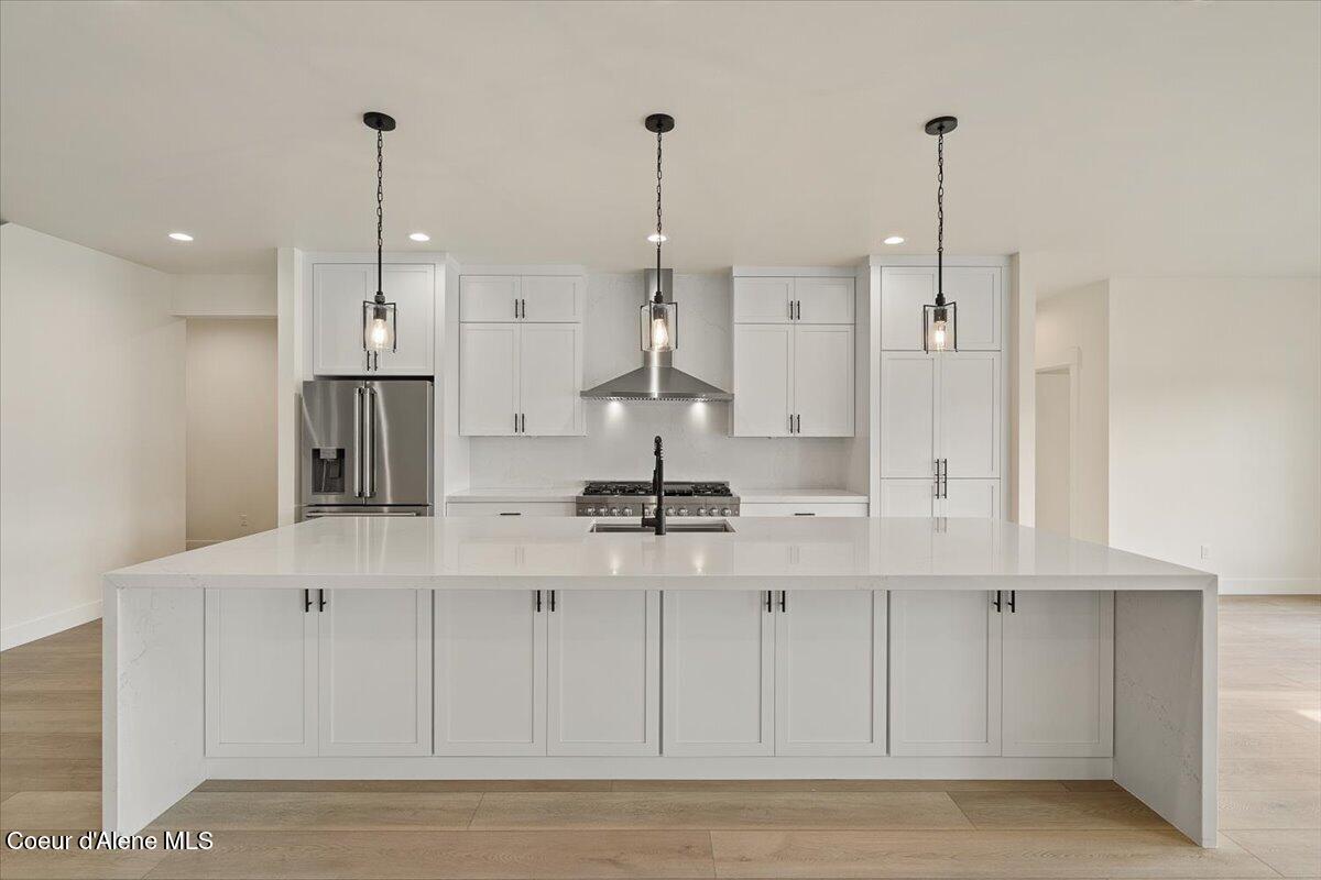 9262 Secretariat Lane Hayden, ID 83835 - Photo 9 of 47 Kitchen