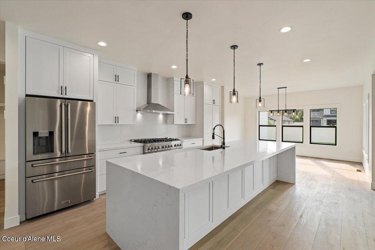 9262 Secretariat Lane Hayden, ID 83835 - Photo 10 of 47 Kitchen