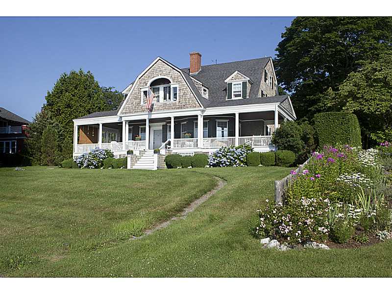 11 Alden Road Jamestown, RI 02835 - Photo 1 of 25 Exterior Front.