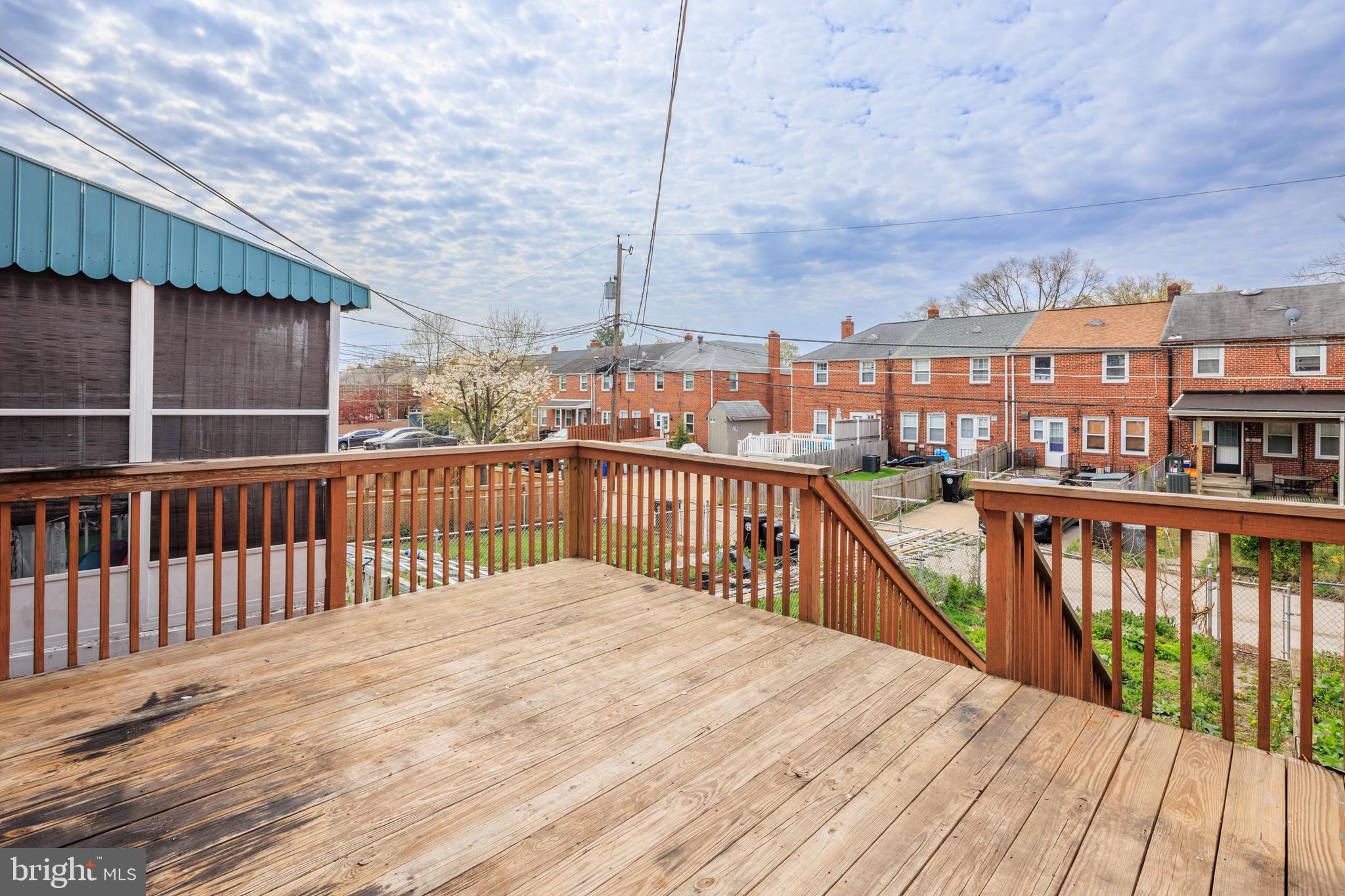 1621 Thetford Road Towson, MD 21286 - Photo 29 of 35 a balcony with city view
