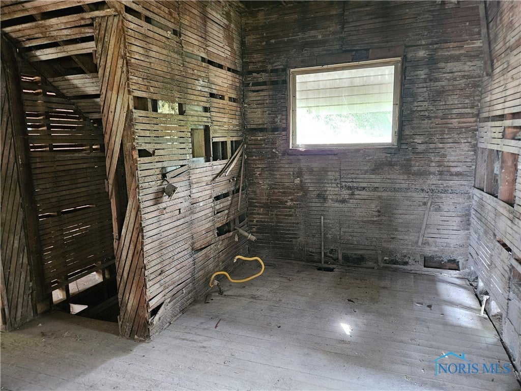 2414 West Alexis Road Toledo, OH 43613 - Photo 6 of 14 Kitchen