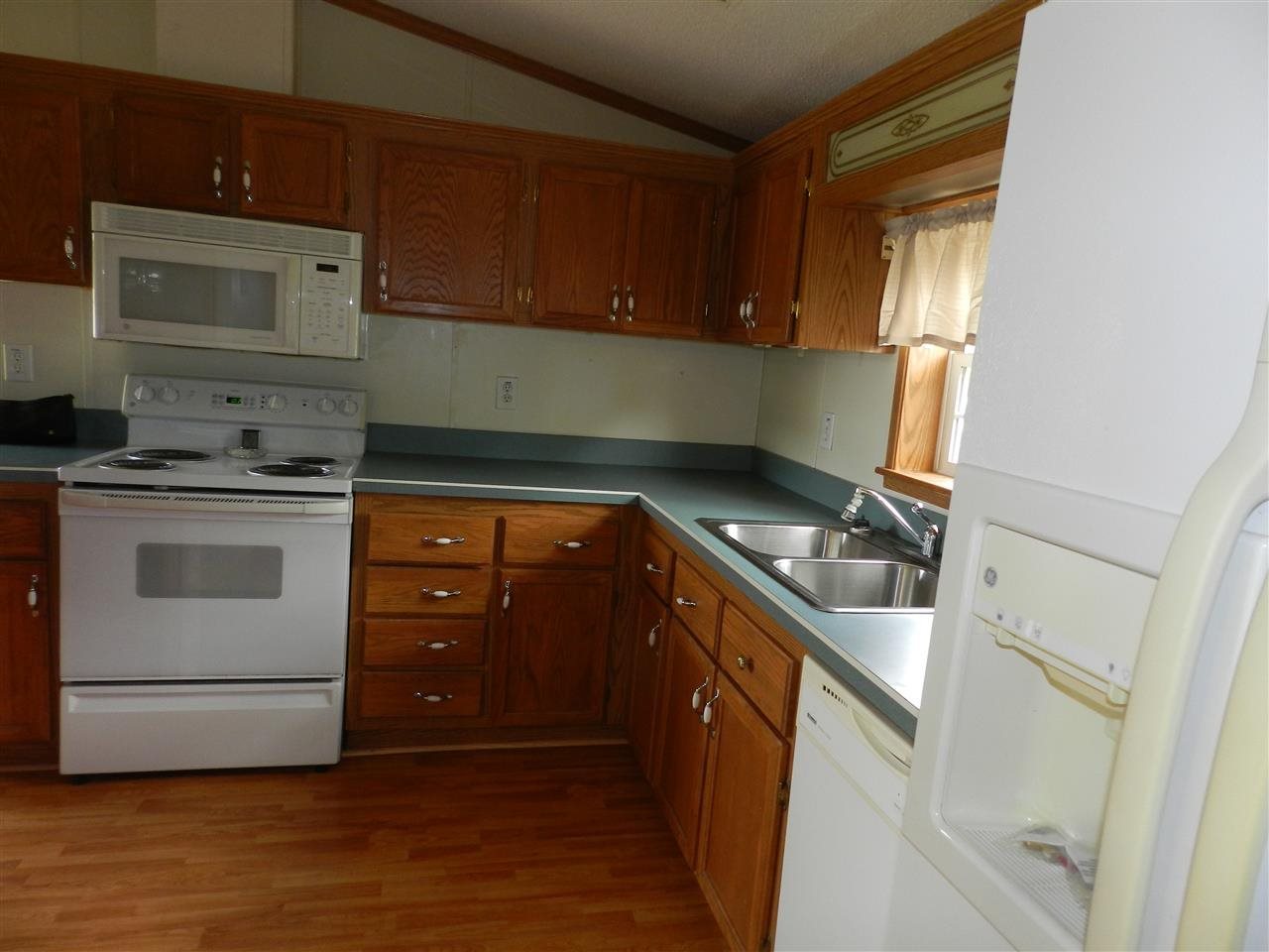 136 Cooper Road Richlands, NC 28574 - Photo 6 of 30 Additional Photo