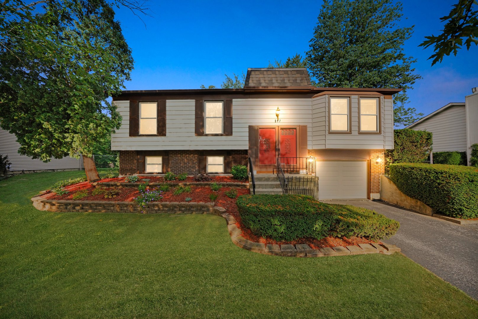 317 Bedford Road Bolingbrook, IL 60440 - Photo 4 of 40