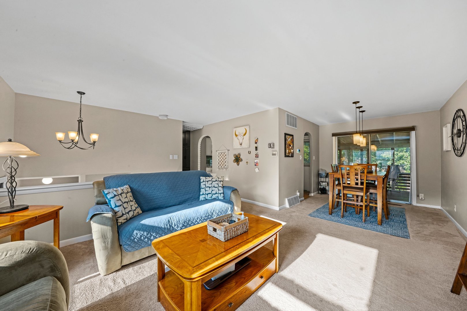 317 Bedford Road Bolingbrook, IL 60440 - Photo 9 of 40