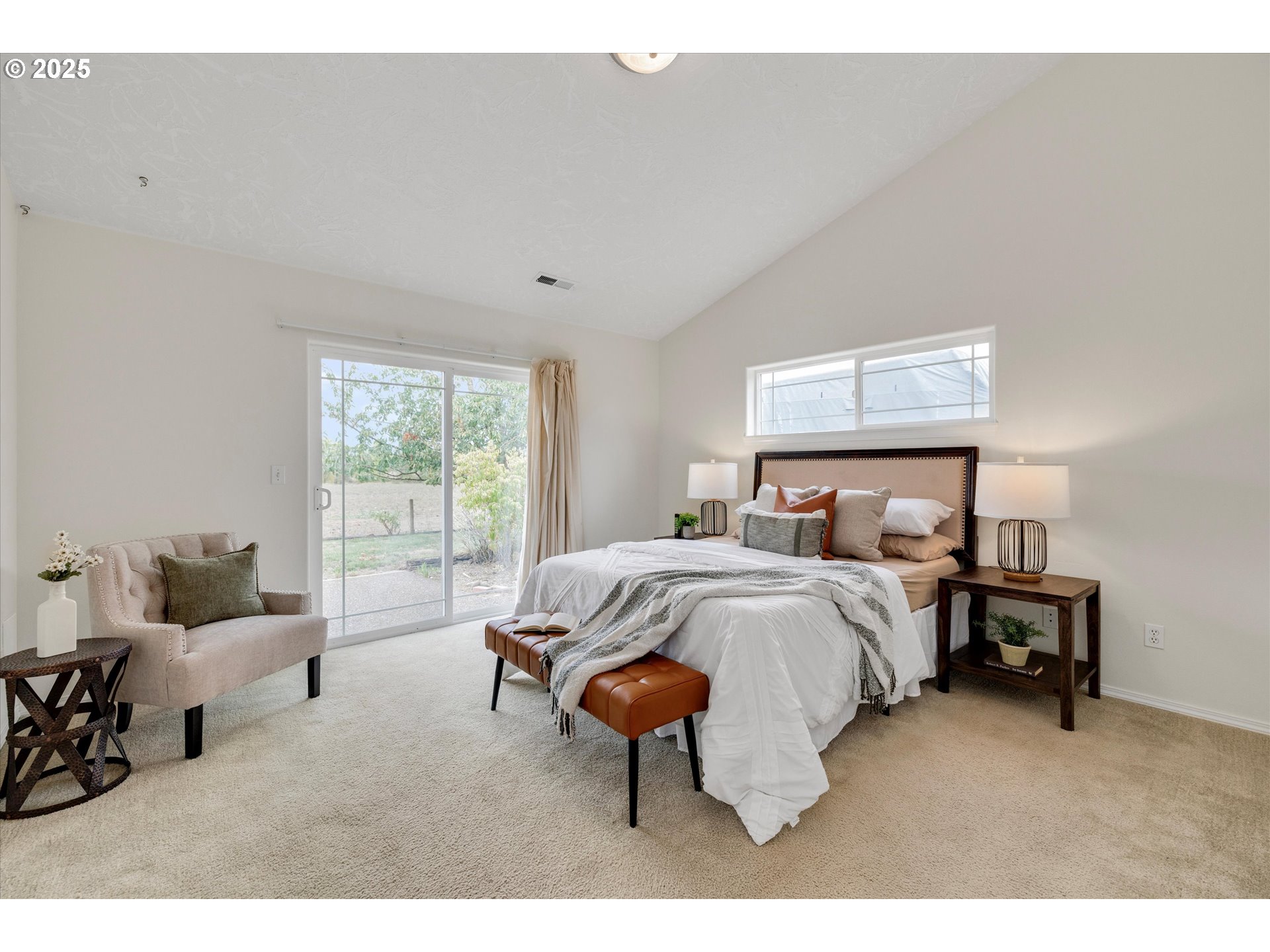 1237 Mt View Lane Molalla, OR 97038 - Photo 16 of 36 Bedroom, Primary