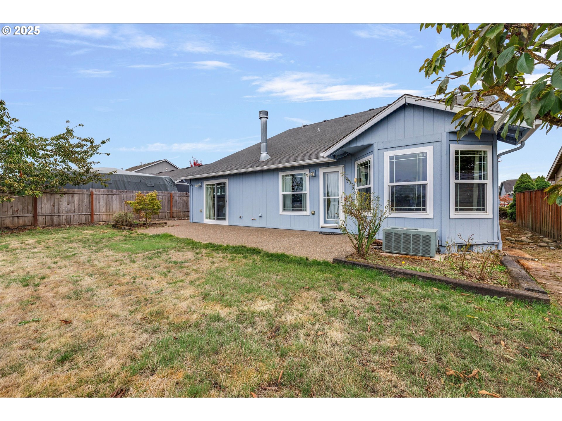 1237 Mt View Lane Molalla, OR 97038 - Photo 30 of 36 Backyard