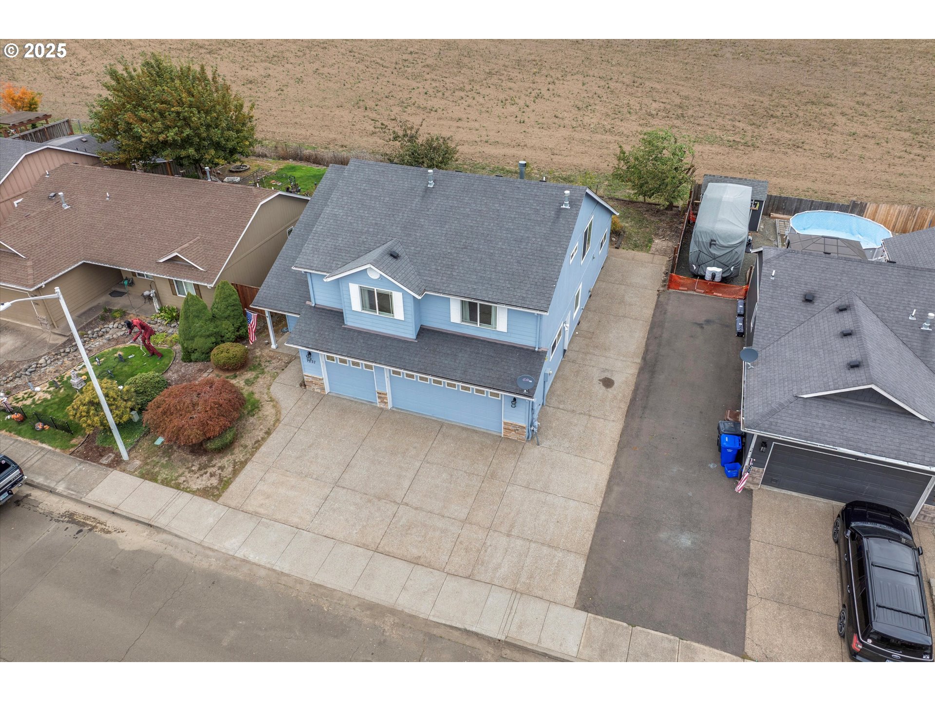 1237 Mt View Lane Molalla, OR 97038 - Photo 34 of 36 Drone View/UAV