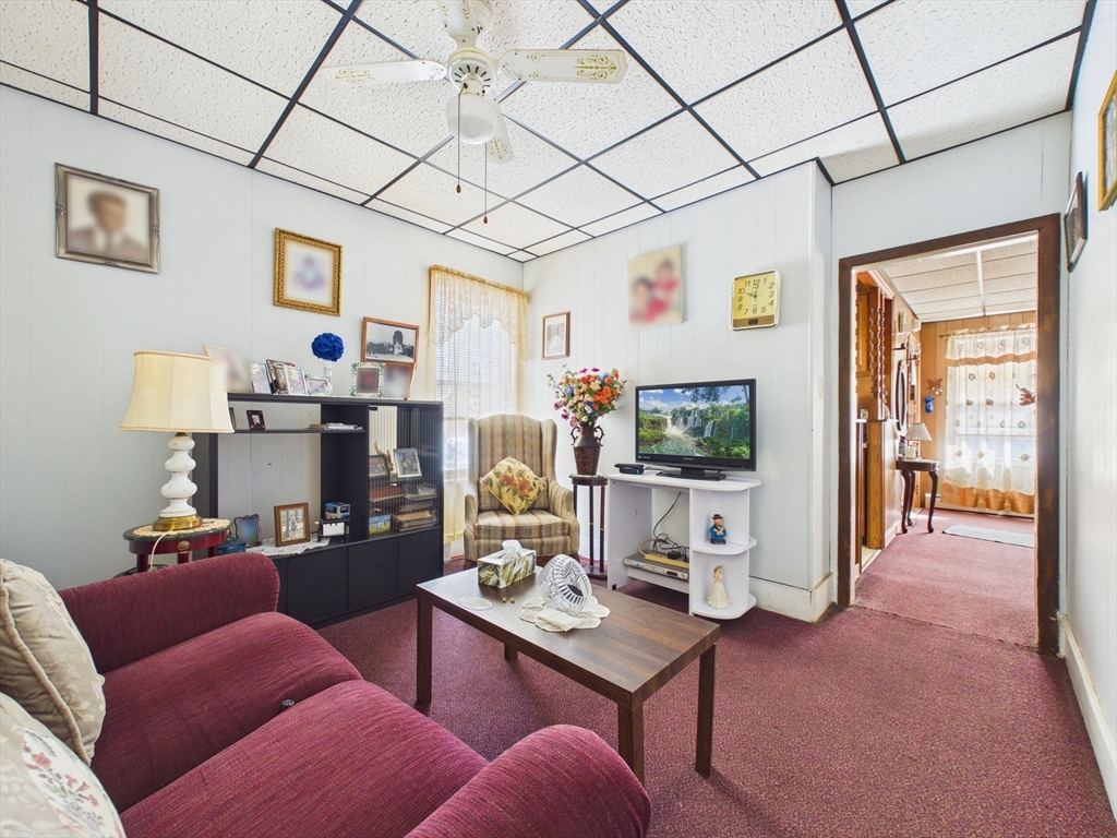 304 Cambridge Street Fall River, MA 02721 - Photo 5 of 16