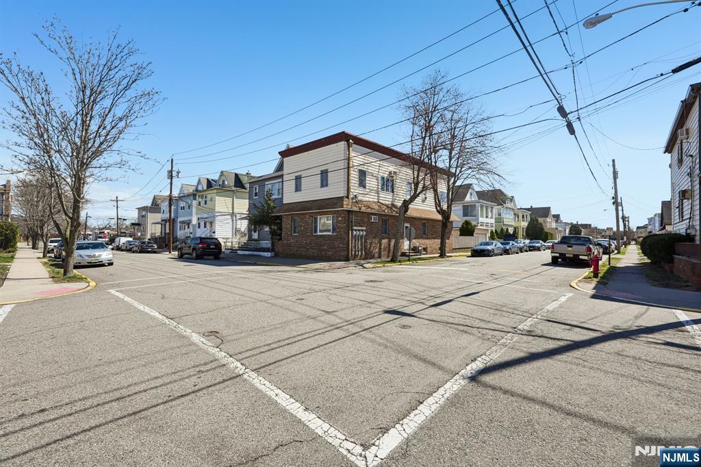 98 Lester Street Wallington, NJ 07057 - Photo 2 of 20