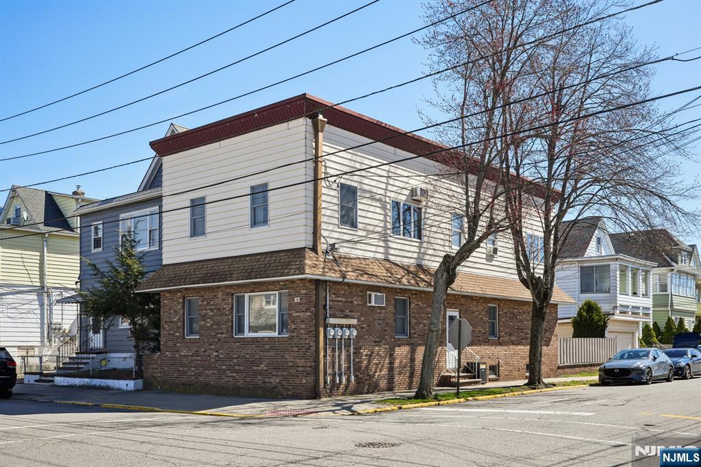 98 Lester Street Wallington, NJ 07057 - Photo 3 of 20