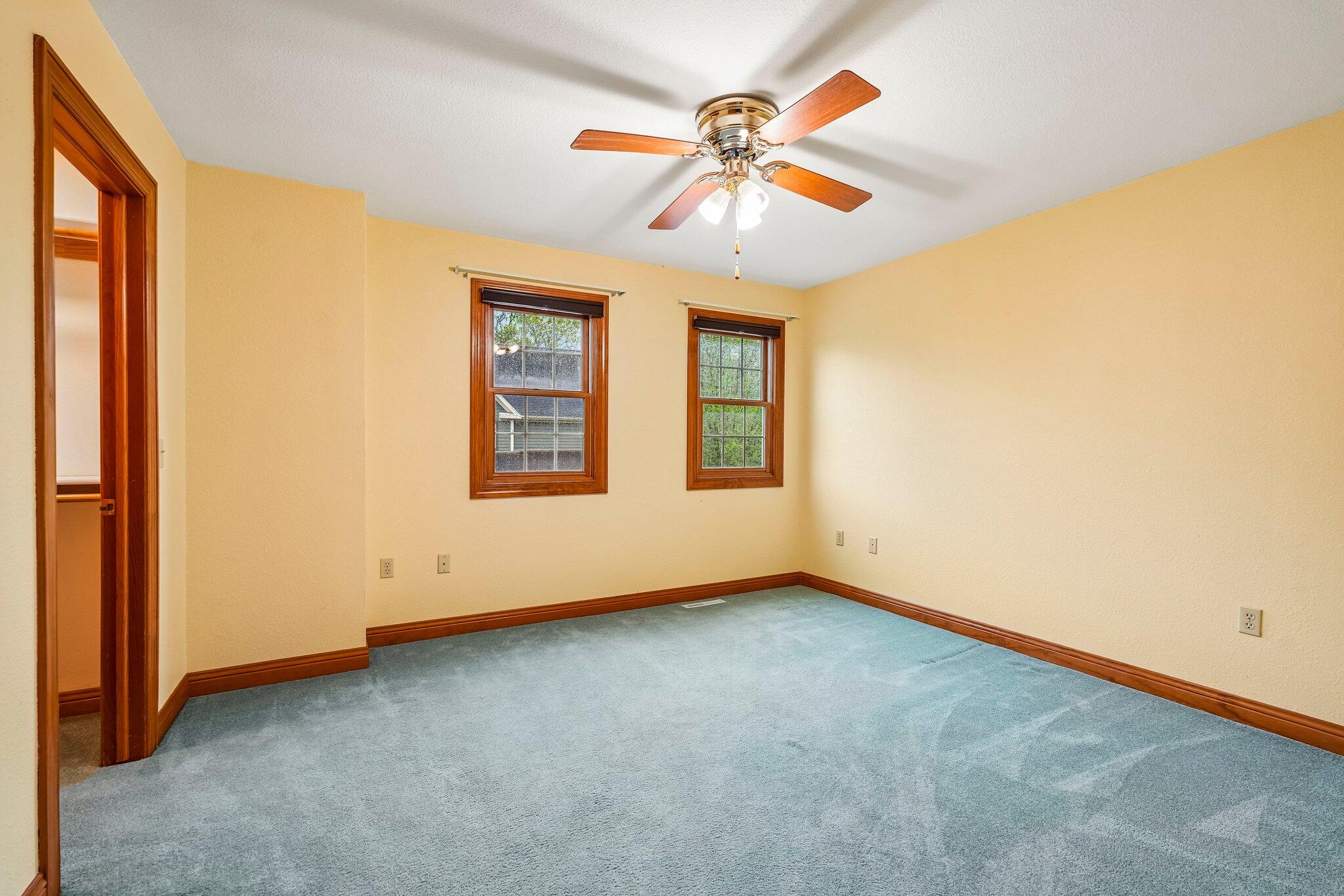 398 Oneida Street Delafield, WI 53018 - Photo 45 of 53 Bedroom with walk in closet