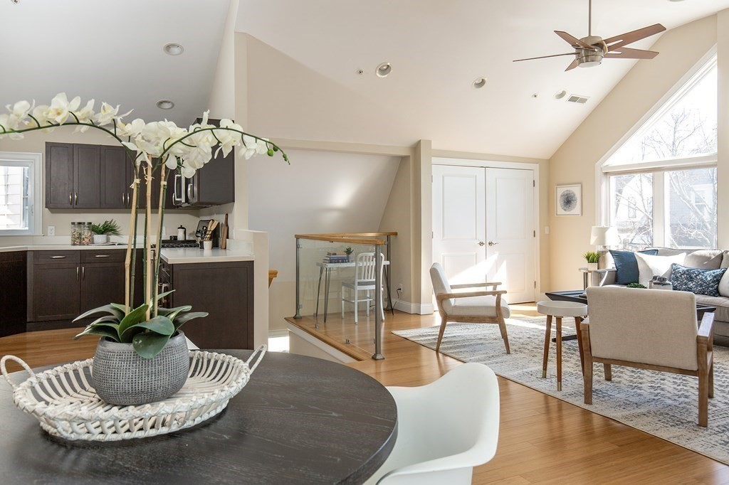 82 Pearson Avenue, Unit 3 Somerville, MA 02144 - Photo 4 of 12