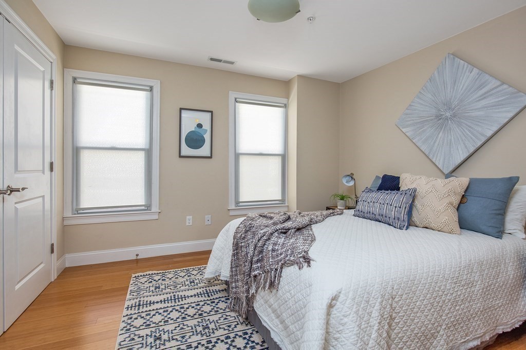 82 Pearson Avenue, Unit 3 Somerville, MA 02144 - Photo 6 of 12