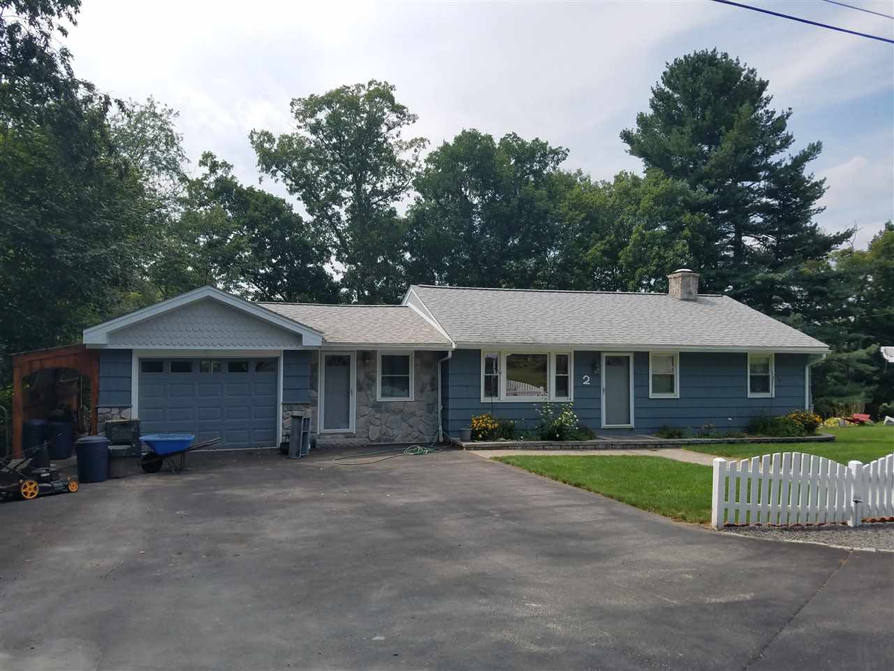 2 Edgewood Street Derry, NH 03038 - Photo 26 of 40 Gallery Image 26