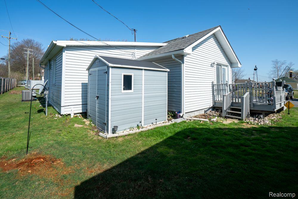 9287 River Road, Unit 10 Algonac, MI 48001 - Photo 4 of 17