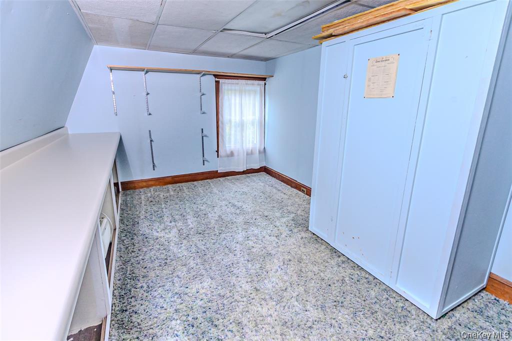 630 New Suffolk Road Cutchogue, NY 11935 - Photo 31 of 33 a view of an empty room