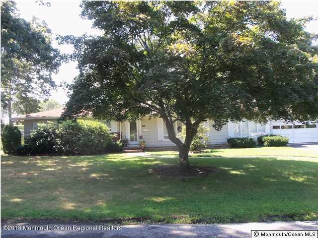 1100 Jeanne Lane Brielle, NJ 08730 - Photo 3 of 5 1100 Jeanne Lane 3
