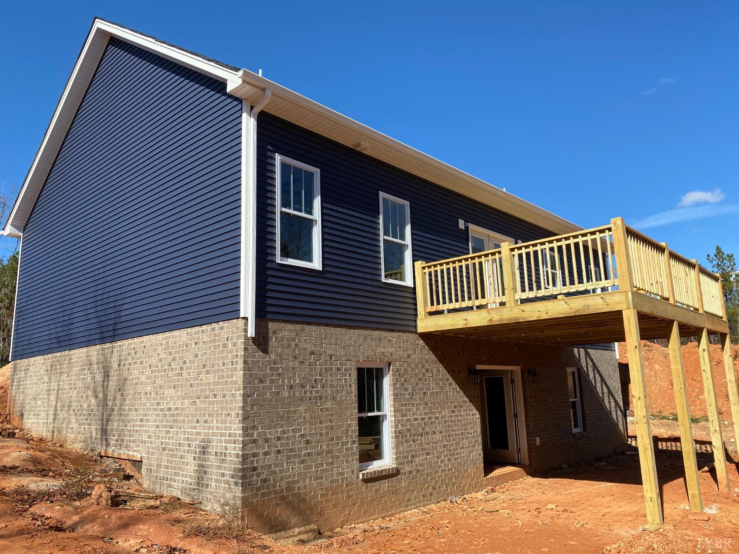 1635 Wheeler Road Lynchburg, VA 24504 - Photo 2 of 6 Gallery Image 2