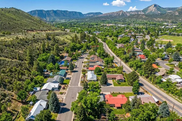 $800,000 | 2801 Elm Place, Durango, CO 81301