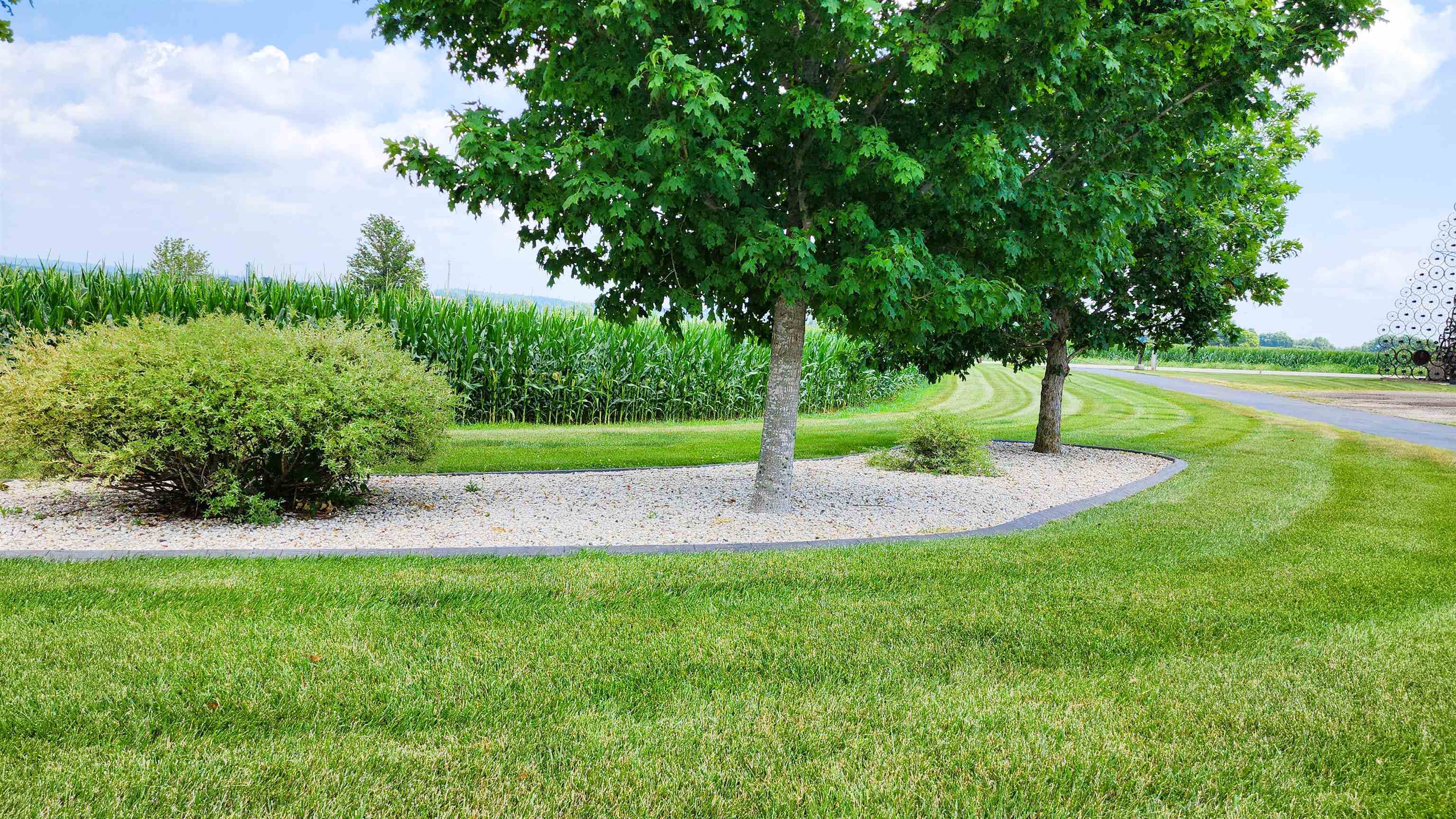 11056 Center Road Durand, IL 61024 - Photo 6 of 98 Gallery Image 6