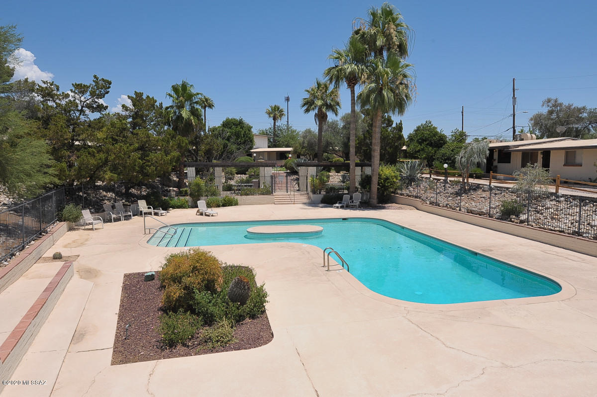 5901 North Oracle Road Tucson, AZ 85704 - Photo 16 of 17