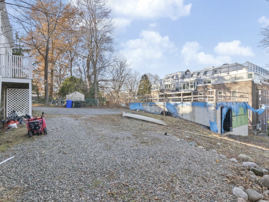 90 Addington Road, Unit 2 Brookline, MA 02445 - Photo 33 of 41 a view of outdoor space with city view