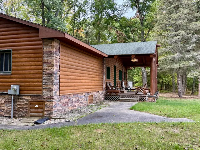 $450,000 | 10685 Caberfae Highway, Manistee, MI 49660