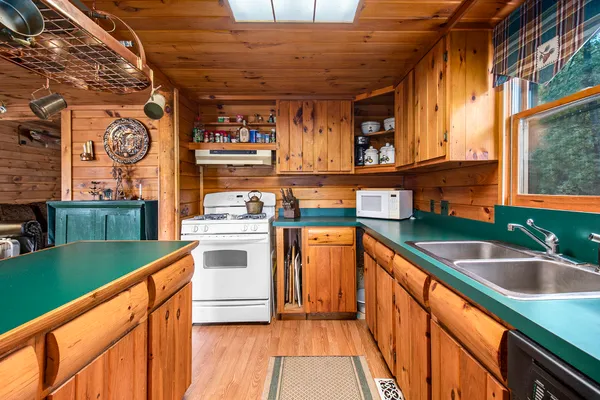 $390,000 | 10685 Caberfae Highway, Manistee, MI 49660