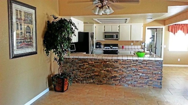 7396 Minstead Avenue Hesperia, CA 92345 - Photo 3 of 3 a view of entryway with interior