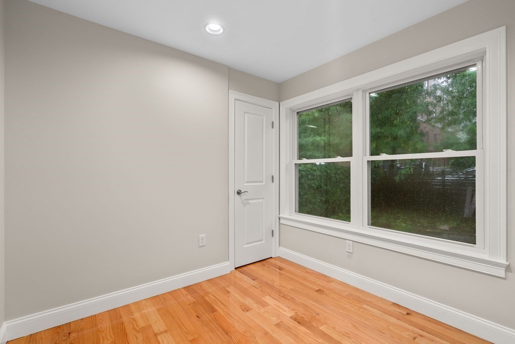 375 Border Street, Unit 375 Boston, MA 02128 - Photo 22 of 34 a view of an empty room with a window